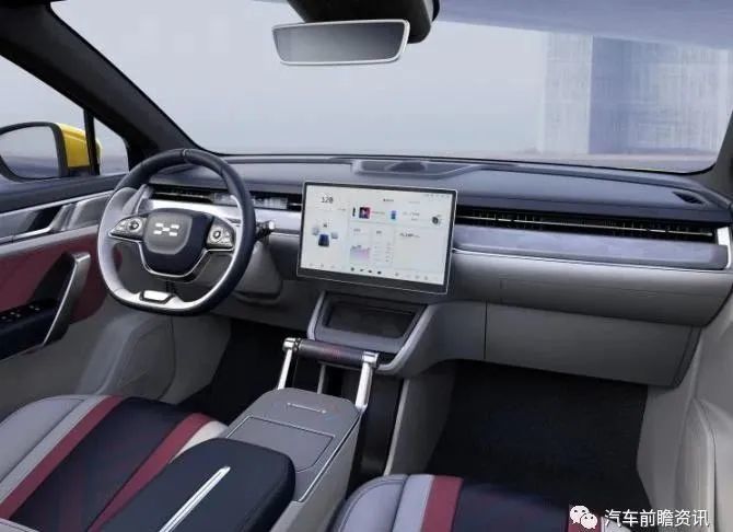 yoke方向盘 2021款model x内饰谍照曝光近日,有网友在国外社交媒体上
