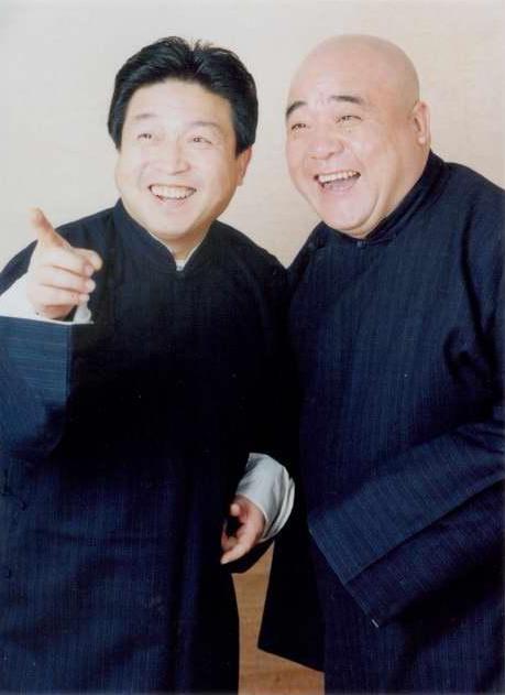 "牙好,胃口就好,身体倍儿棒,吃嘛儿嘛儿香,您瞅准喽,蓝天六必治"