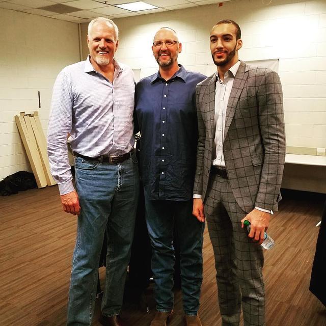 爵士功勋突发车祸去世,曾两次获最佳防守球员 创造场均盖帽纪录