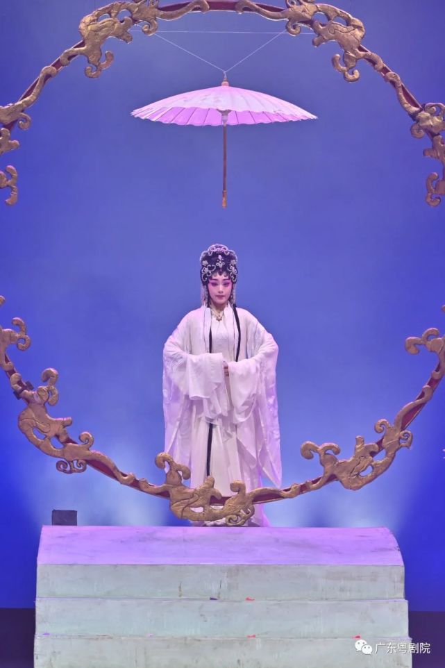 塞上江南迎来唯美粤剧曾小敏粤剧艺术作品全国巡演银川站成功上演