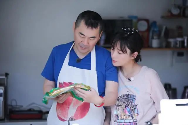 一代女神蒋勤勤拒绝富商后下嫁大叔陈建斌被独宠十五年