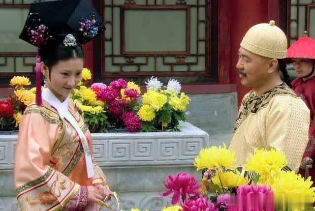 曾经,沈眉庄是这一批秀女中第一个被封为贵人的秀女,也是这里面第一个