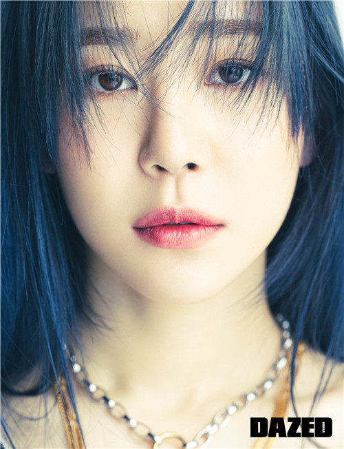 演员罗美兰说唱歌手mirani最新时尚画报公开彰显个性