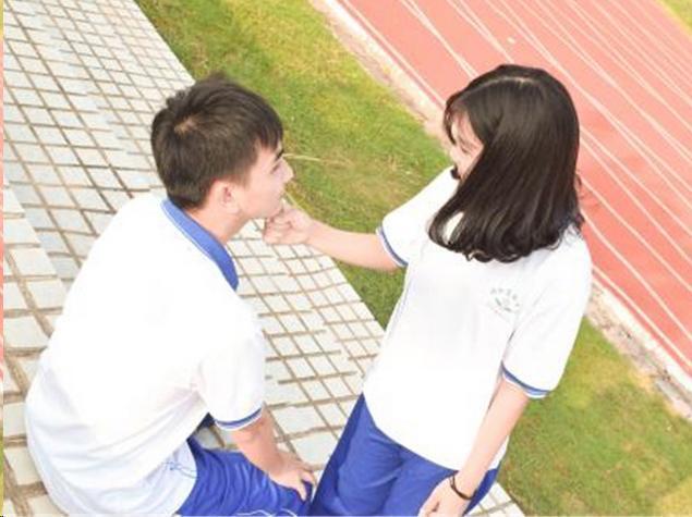 孩子早恋不知道如何管教精明校长和女生对话曝光下手太早质量不好大学