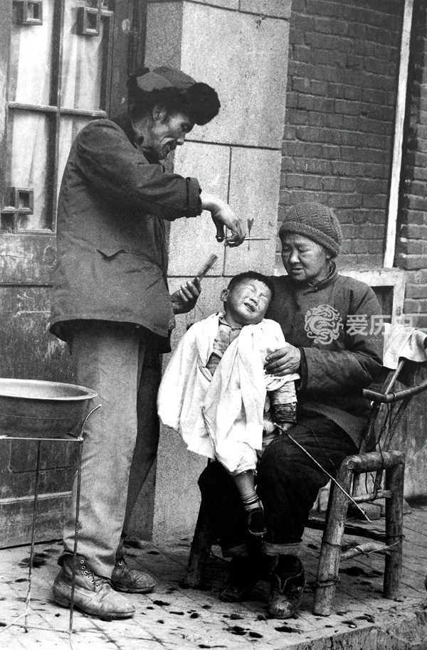 老照片:80后的童年记忆 而今想起还依然回味 可惜再也无法重来