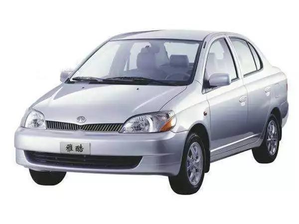 夏利2000玩漂移这是怎么做到的