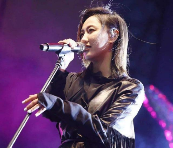 插足陈粒恋情,被网友戏称 陈3 的陈陈陈, 桃花坞 也没能洗白