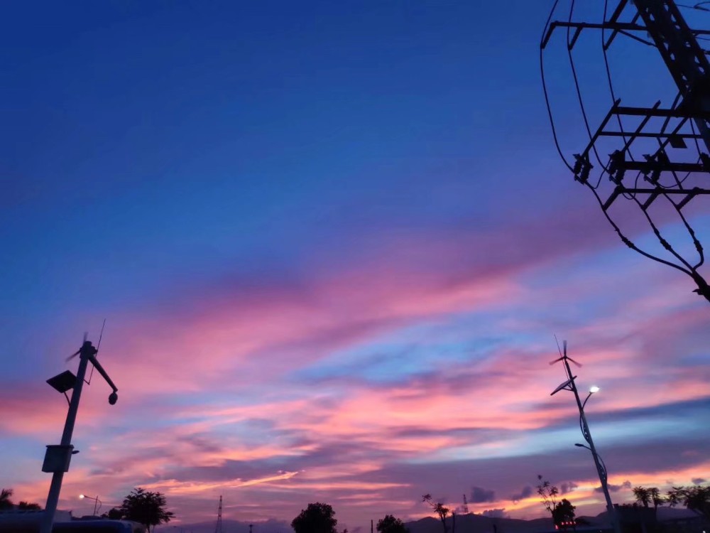 那些戳中内心的网易云文案