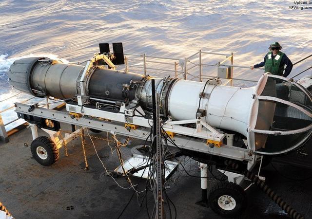 f404-ge-402涡扇发动机