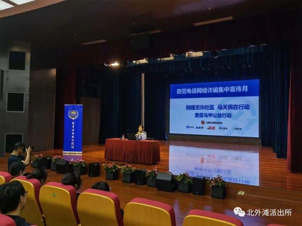 送高中生礼物排行_送女生毕业礼物排行榜(送什么毕业礼物给女生比较好)(2)