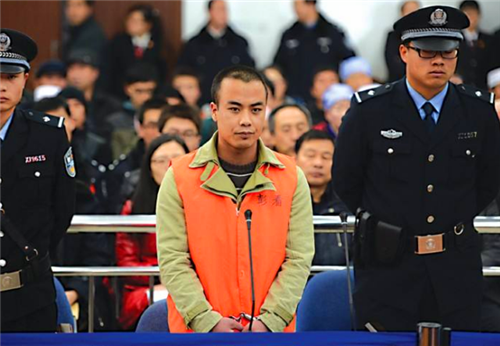 14日下午5点,父亲听到麻永东说的最后一句话是:"我出去看下",随后,他