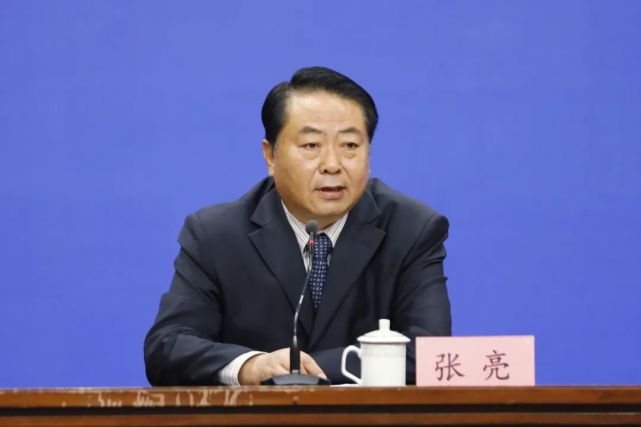 我市召开第一批政法队伍教育整顿新闻发布会