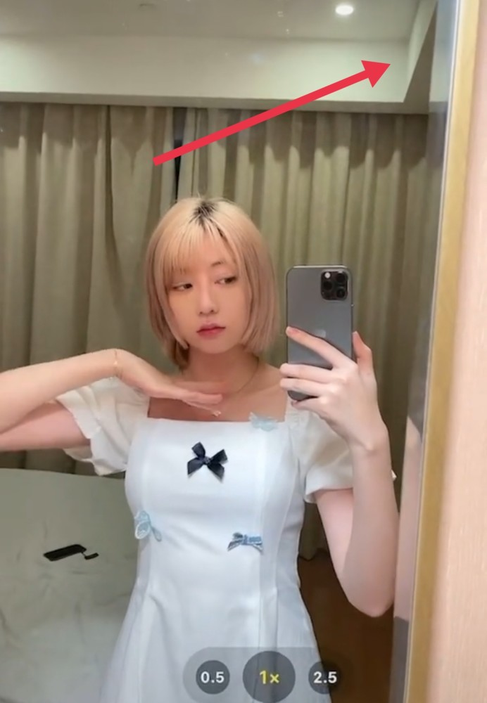 最贵陪玩咬米素颜曝光后本人晒原相机素颜照证明颜值网友墙p歪了