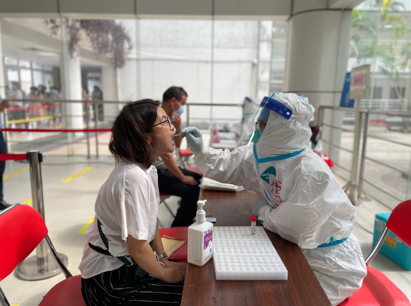 广东高校升级强化防疫模式,多校一天完成核酸检测工作_腾讯新闻