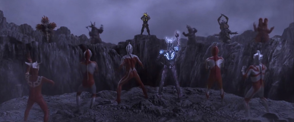 六代安东拉:登场于剧集:银河奥特曼第9集《漆黑的奥特兄弟》是黑木知