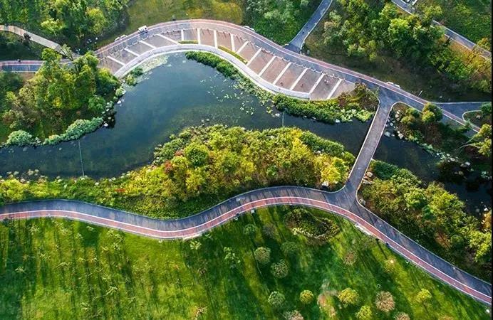 天府新区人的朋友圈被这座网红湖刷爆了!