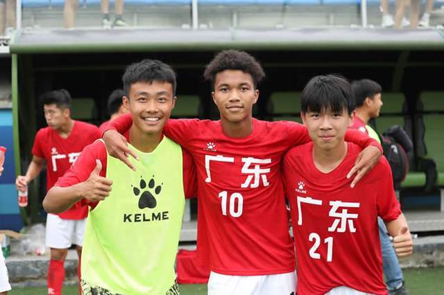 赞 恒大青训异军突起 U18全胜闯进全运会决赛圈 10人进国少 全网搜