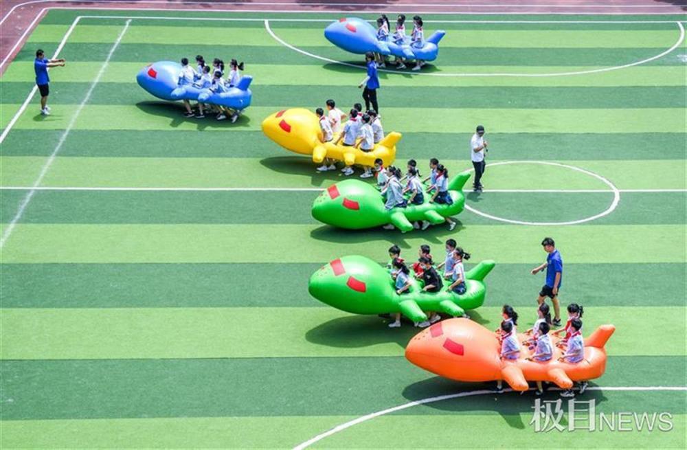 这所小学举办趣味运动会迎六一