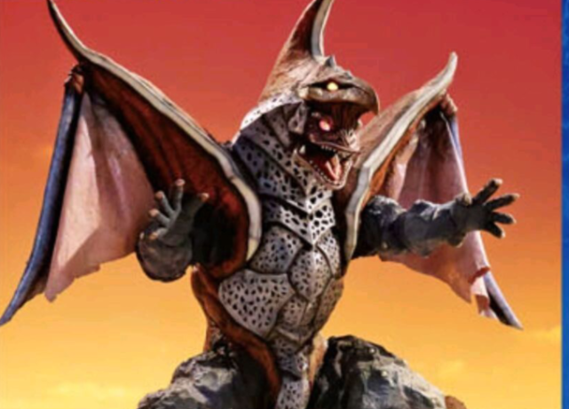 五帝兽的缩减版,是哥尔赞和美尔巴的力量融合,也是迪迦最初的两只怪兽