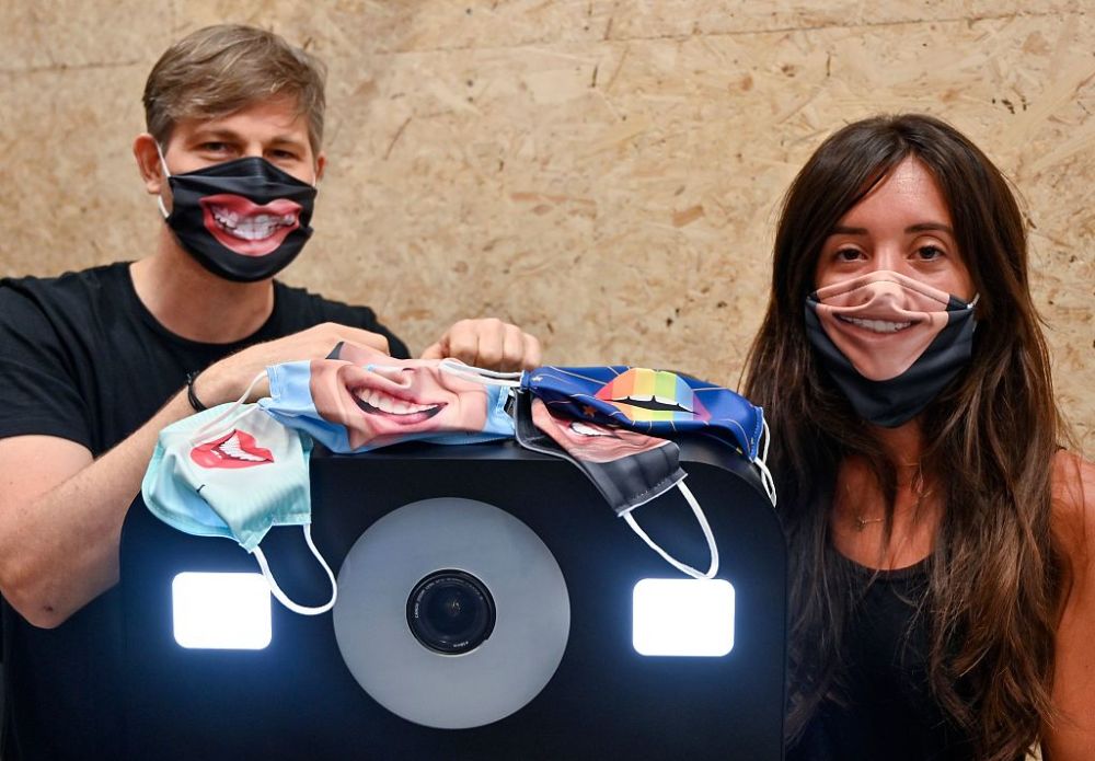 法国口罩生产过剩 制造商处理库存陷入困境