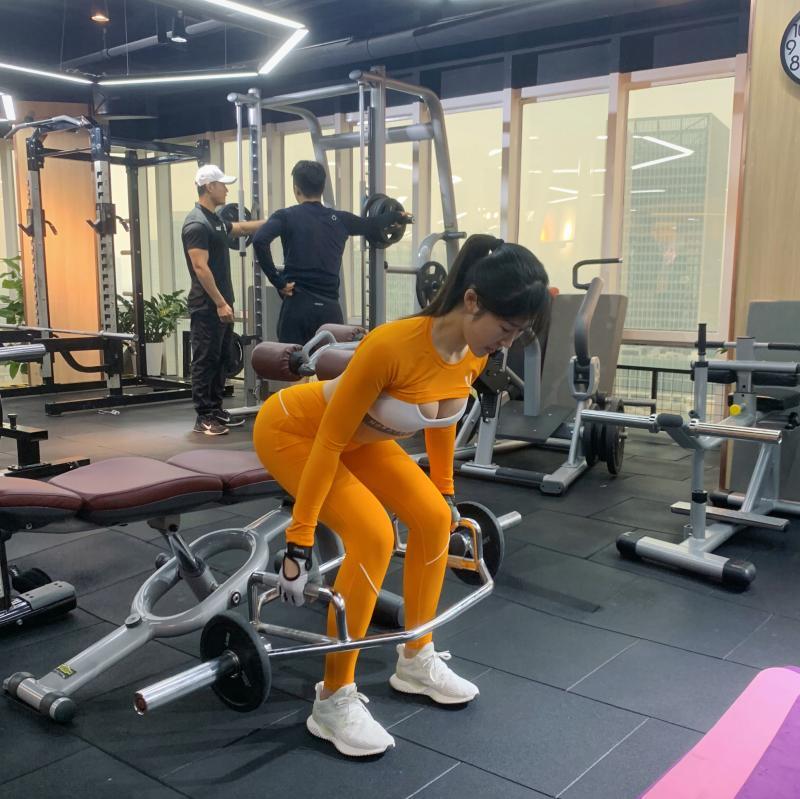 冲击世界奥赛之夜三连冠中国健康小姐演绎非凡人生