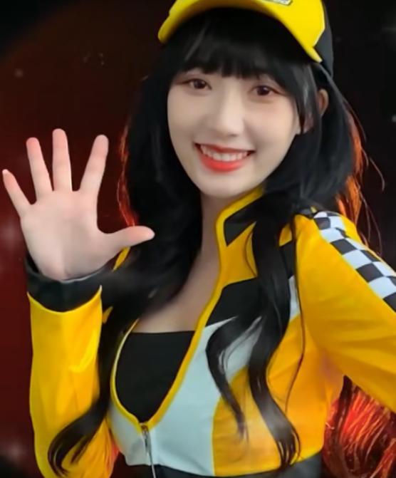 替身风波后,林晚晚又被曝是合约情侣?故里:我没女朋友