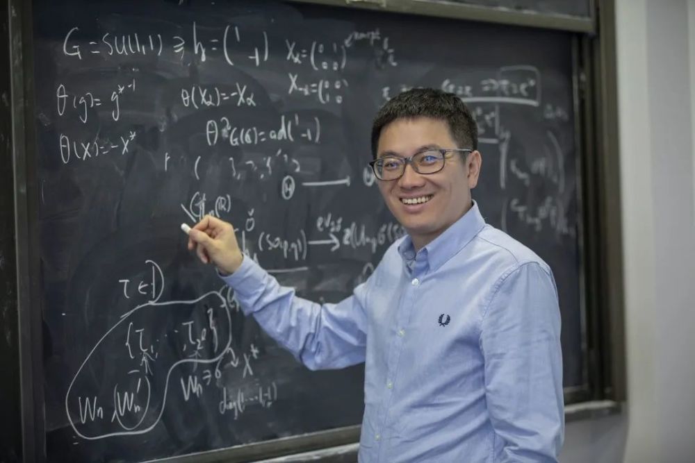 重磅!85后耶鲁正教授加盟浙大数学"梦之队"