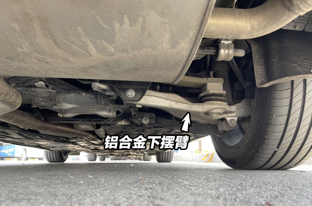 这辆沃尔沃s60为何如此嚣张