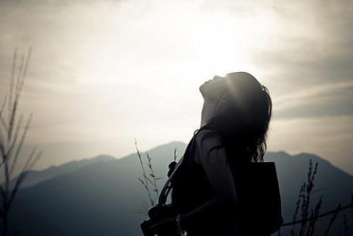 一个人心酸委屈的句子句句戳心