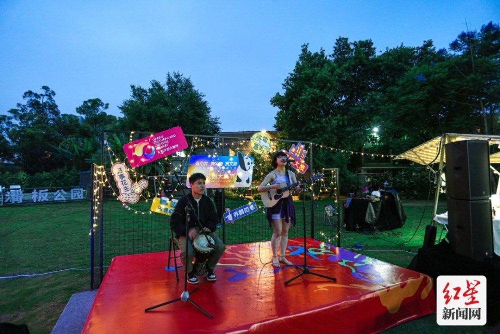 "天府文创大集市"完美收官 日均人流量超4万人