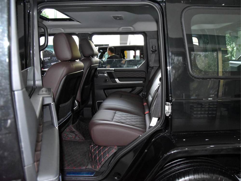 块头可不是白长的小哥带你一起看北京bj80