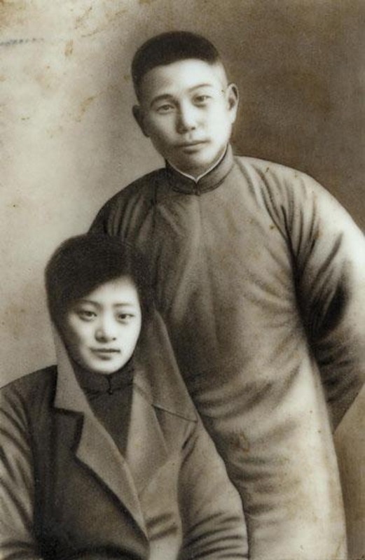 两个团长给孩子定娃娃亲,他们在抗日战场牺牲,两孩子09年才见面