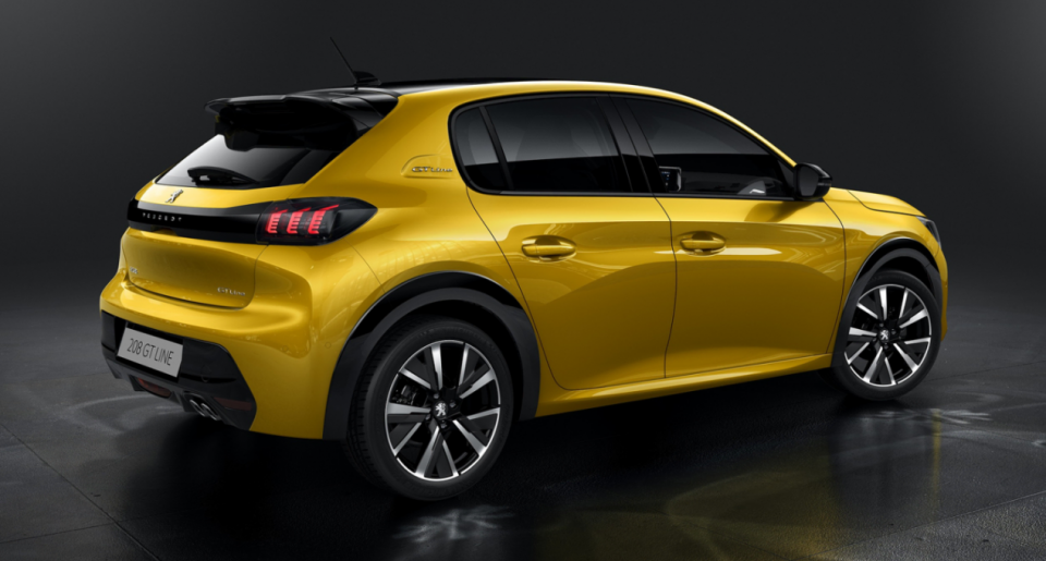 击败高尔夫,斩获欧洲年度车,全新标致208凭什么?