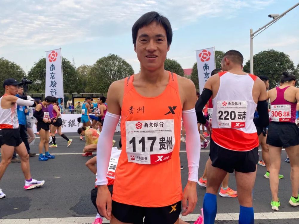赵长虹|跑出大山的贵州男孩