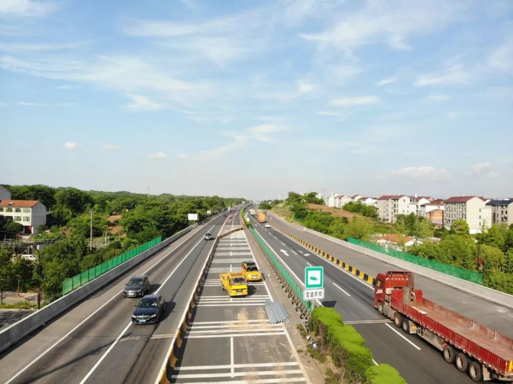 杭金衢改扩建二期金华段开始大面积涉路施工_腾讯新闻