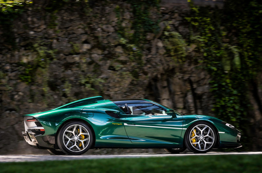 新款touring superleggera arese rh95搭载710马力的法拉利v8