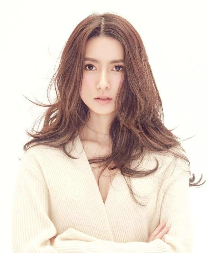 陈岚:从模特到叱咤娱乐圈的女大佬,向华强为何对她情有独钟?_腾讯新闻