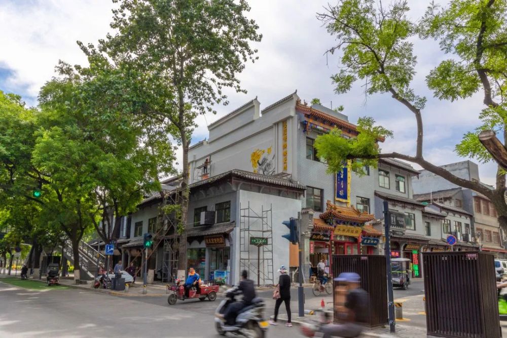 "莲"通天下 诗意栖居 这样的莲湖路你爱了吗?