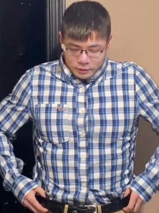 肌肉大司马在b站火了,腐团儿看得眼睛都直了,粉丝求马老师健身