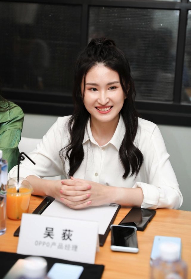 oppo 产品经理吴荻.什么是大众化游戏?