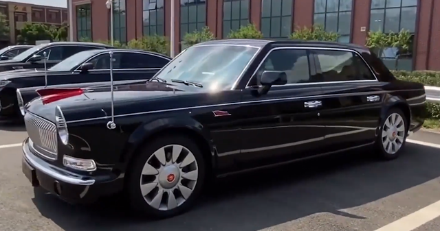 深藏不露的亿万富豪开啥车 这三款低调到名字你都不认识 腾讯新闻