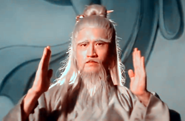 长发道人雪竹莲的露面也很可能是普渡授意的,可是于和并不买二师兄