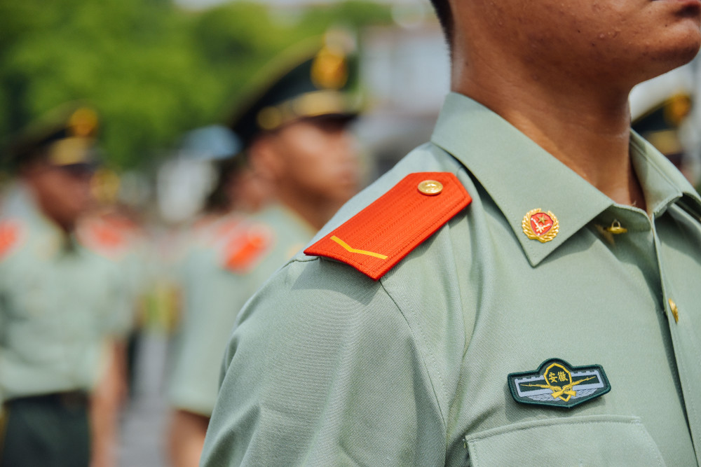 授衔列兵请入列