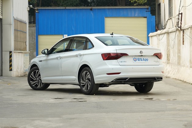 德系品质的对决 全新明锐pro和速腾谁更具有性价比?