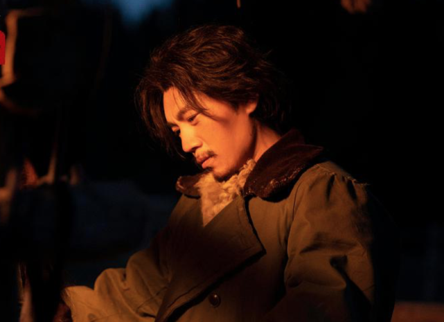 秦昊这个演员,不只是演技是活的,选剧也是让人服的.