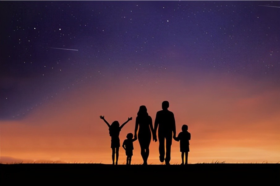 有人建议生三胎的家庭购房半价,如果实施此方案可刺激生育吗?