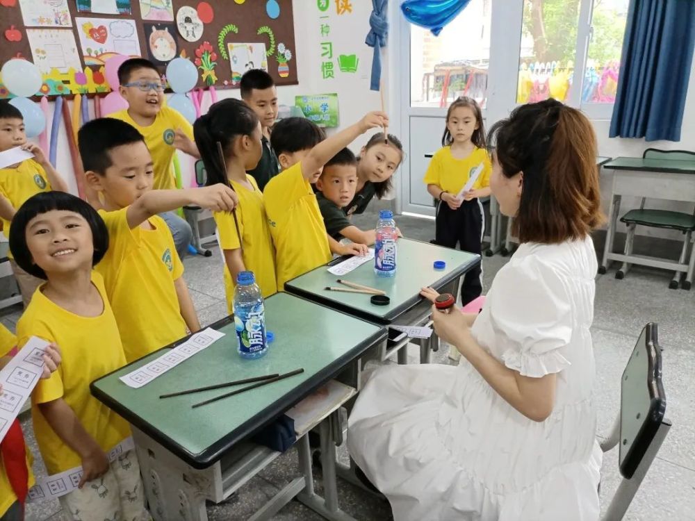 广安友谊加德学校小学部一年级六一儿童节主题游园活动