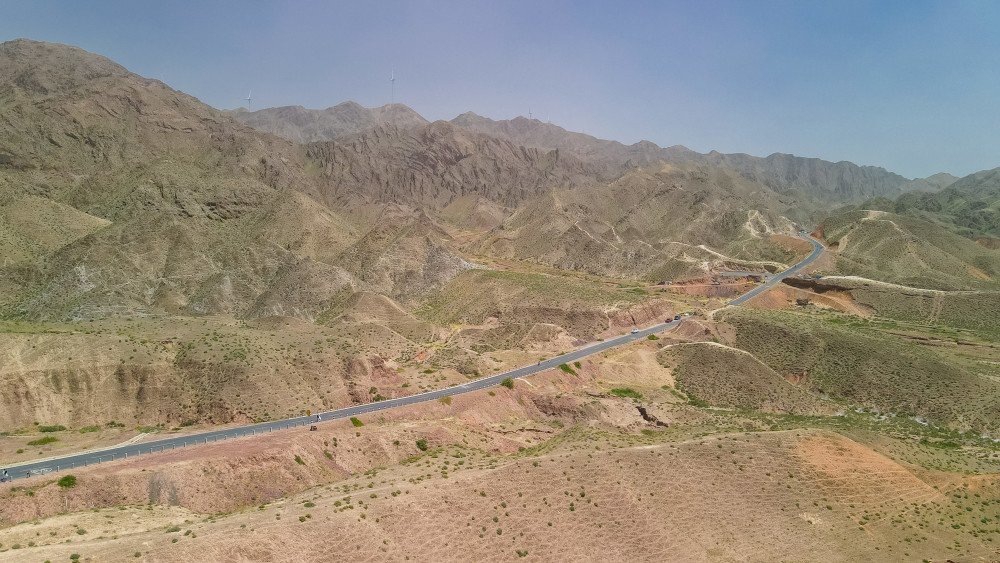 此生必駕最美公路寧夏中衛66號公路大西北最獨特的風景