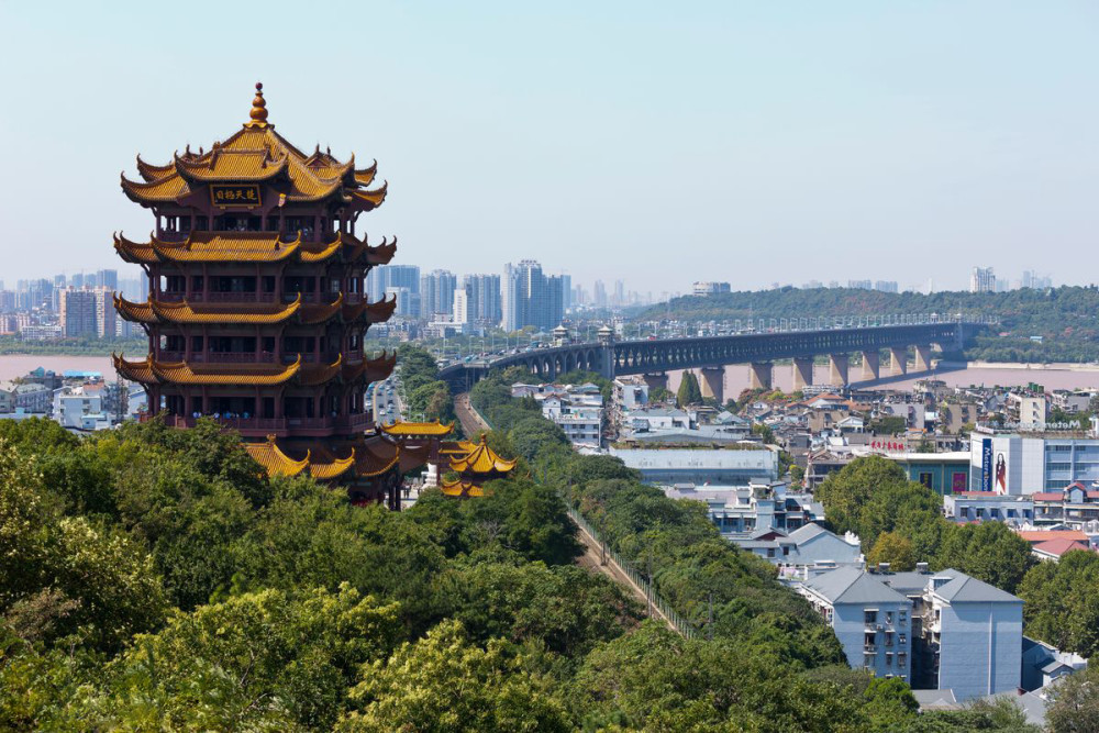 湖北湖南gdp_江西有可能成为全国历史上,第一个邻省GDP全部进入十强的省份