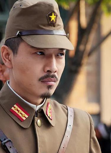 二战日本有多难晋升 硬性条件难如登天 普通人到大佐已是极限 全网搜